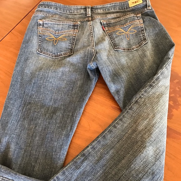 levi 545 low boot cut